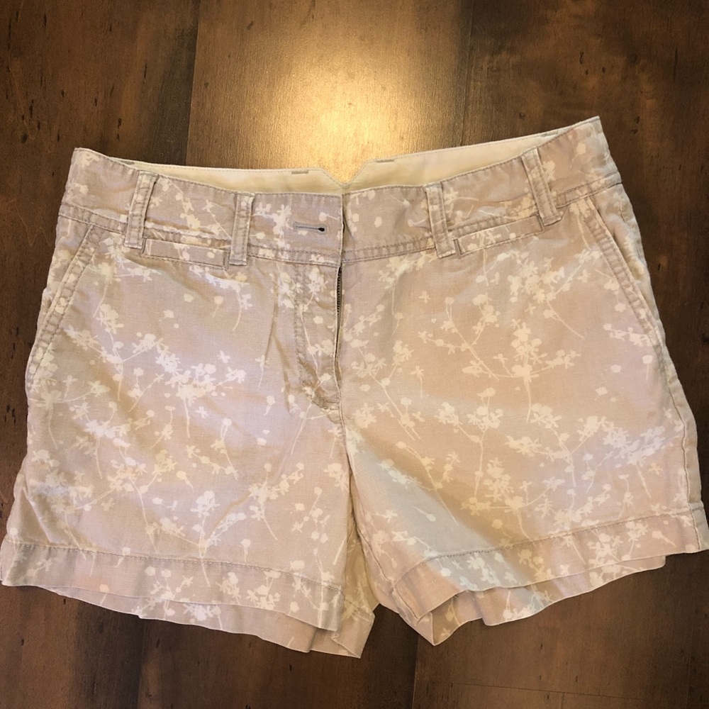 Loft floral shorts